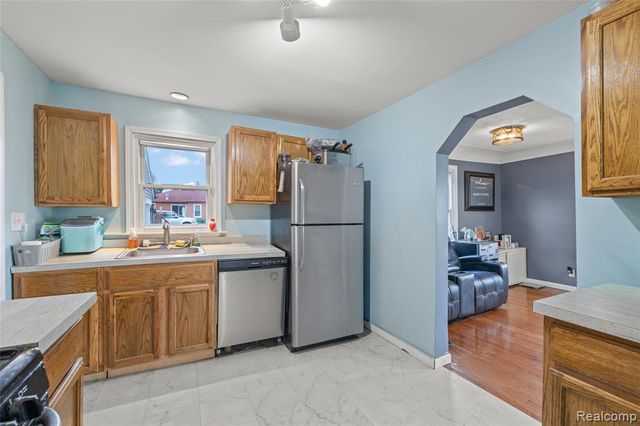 7011 Belton Street, Garden City, MI 48135