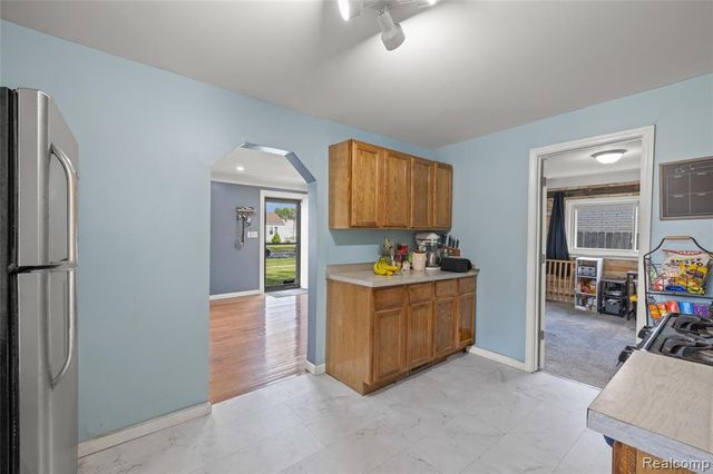 7011 Belton Street, Garden City, MI 48135