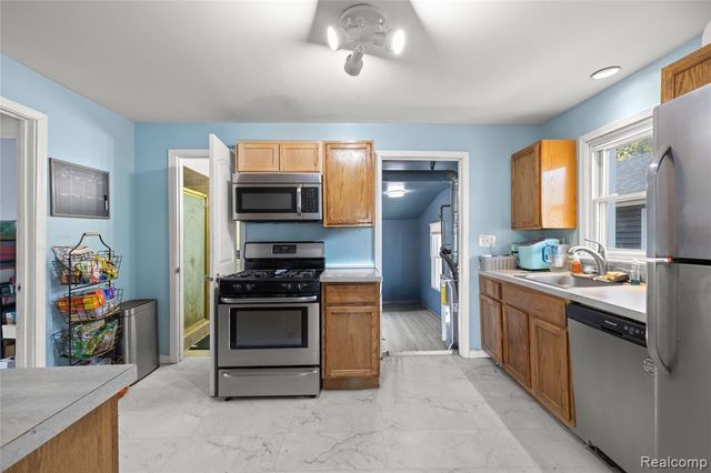 7011 Belton Street, Garden City, MI 48135