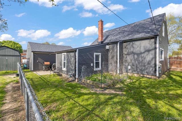 7011 Belton Street, Garden City, MI 48135