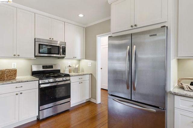 127 Covington St, Oakland, CA 94605