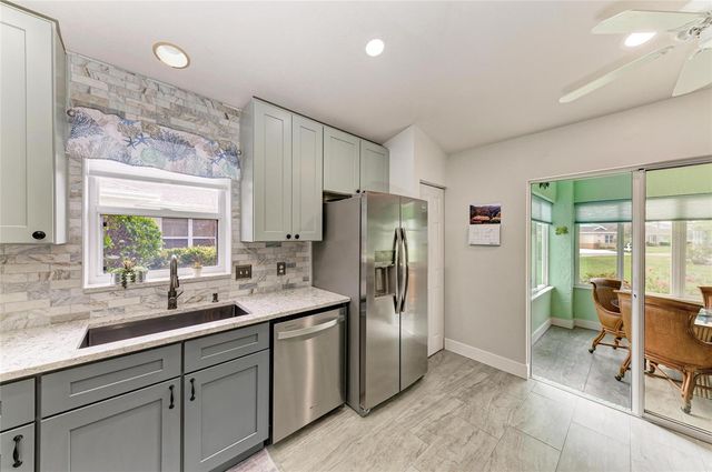 3009 LIVE OAK LANE, Palmetto, FL 34221