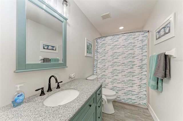 3009 LIVE OAK LANE, Palmetto, FL 34221