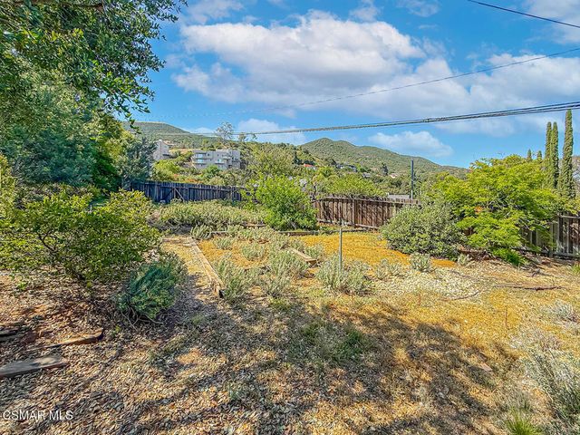 253 Beech Road, Newbury Park, CA 91320