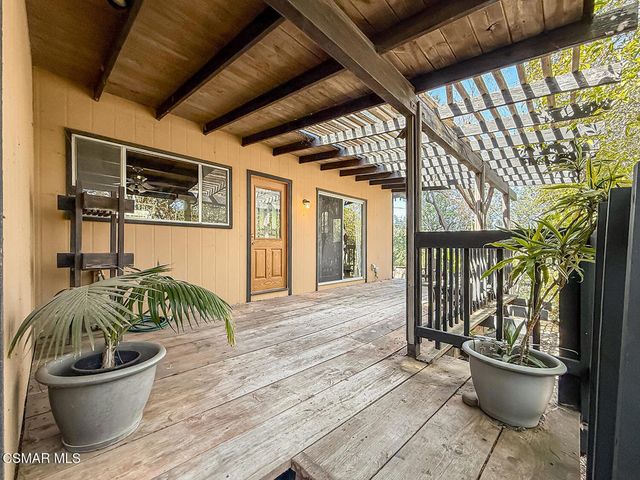 253 Beech Road, Newbury Park, CA 91320
