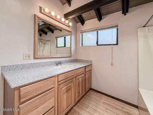 253 Beech Road, Newbury Park, CA 91320