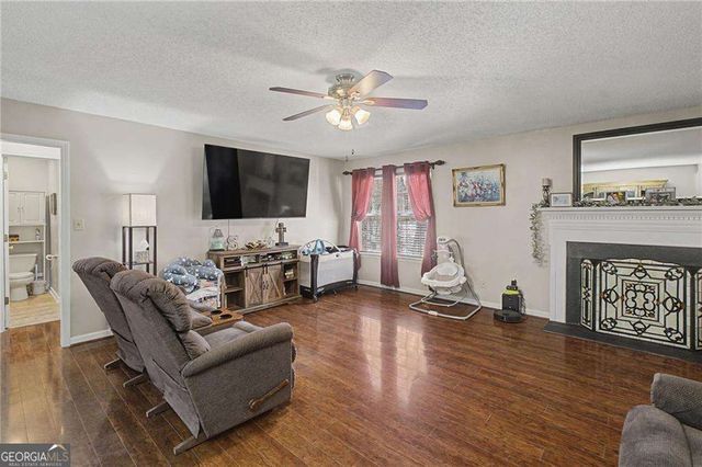 1146 Reeceburg Road SE, Silver Creek, GA 30173