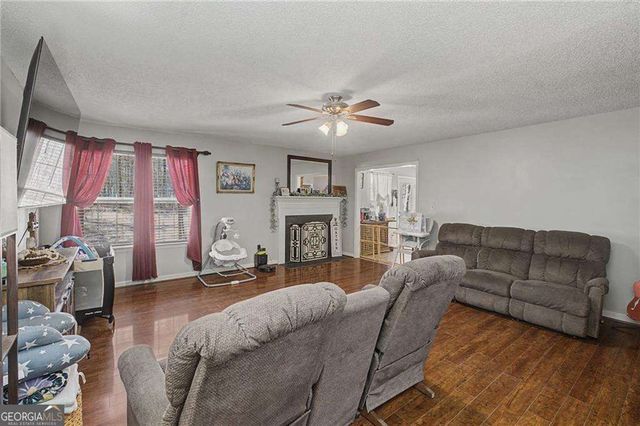 1146 Reeceburg Road SE, Silver Creek, GA 30173