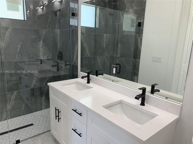 442 Redwing St, Lehigh Acres, FL 33974