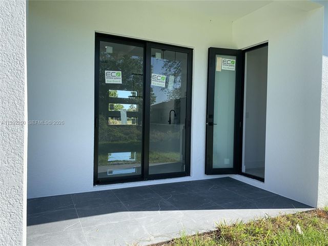 442 Redwing St, Lehigh Acres, FL 33974