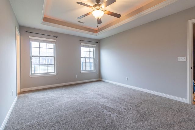 2705 IRON GATE DR, Columbia, MO 65202