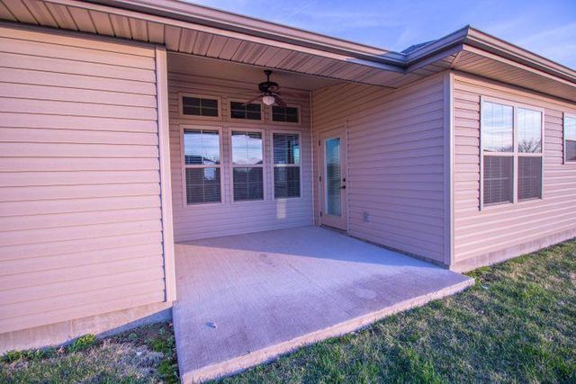 2705 IRON GATE DR, Columbia, MO 65202