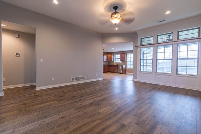 2705 IRON GATE DR, Columbia, MO 65202