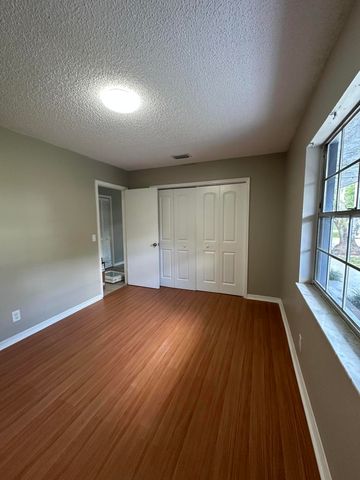 4482 Stevens Road 4486, Lake Worth Beach, FL 33461