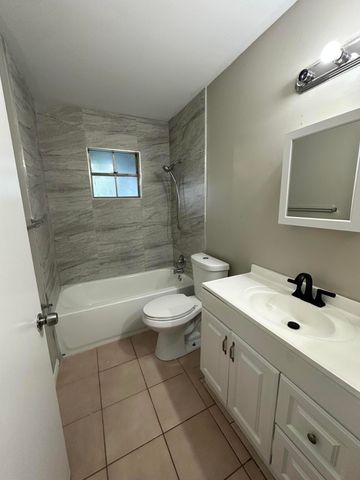 4482 Stevens Road 4486, Lake Worth Beach, FL 33461