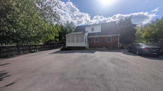 9207 OLD GEORGETOWN RD, Bethesda, MD 20814