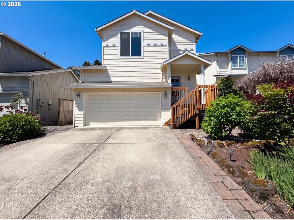3344 OAKCREST Dr, Forest Grove, OR 97116