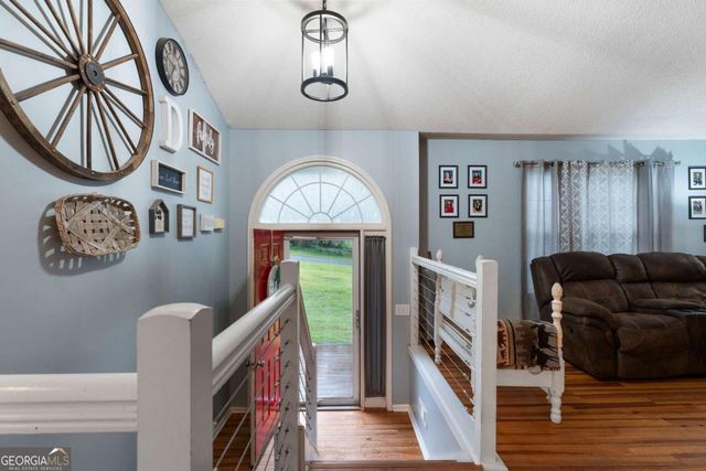 67 Cowan Drive SW, Cartersville, GA 30120