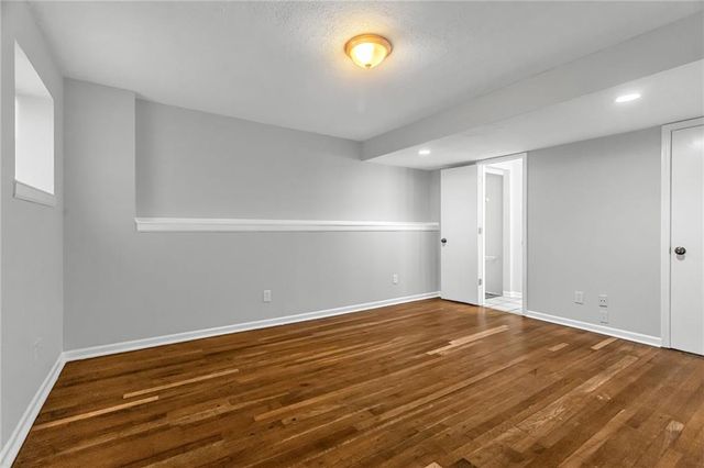 405 SE Onyx Circle, Lee's Summit, MO 64063