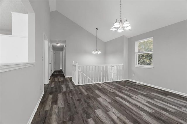 405 SE Onyx Circle, Lee's Summit, MO 64063