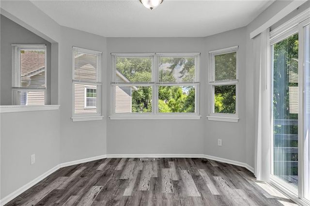 405 SE Onyx Circle, Lee's Summit, MO 64063