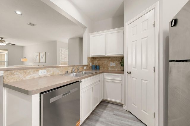 1818 Wheeler Street, Houston, TX 77004