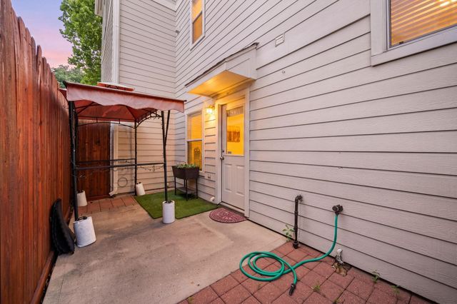 1818 Wheeler Street, Houston, TX 77004