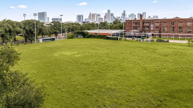 1818 Wheeler Street, Houston, TX 77004