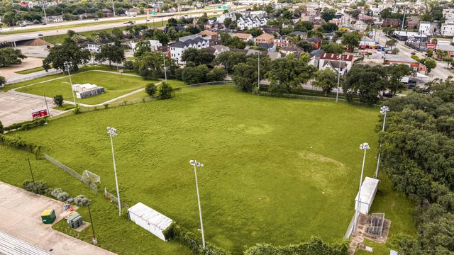 1818 Wheeler Street, Houston, TX 77004