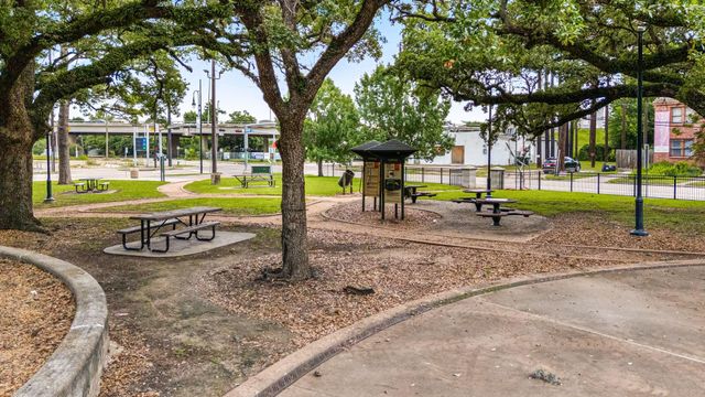1818 Wheeler Street, Houston, TX 77004