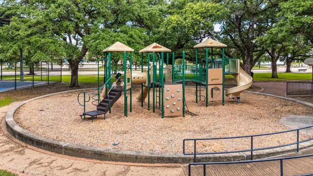 1818 Wheeler Street, Houston, TX 77004