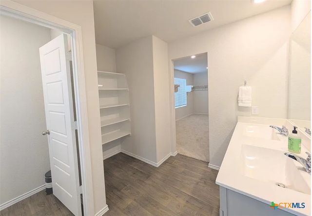 1696 James Street, New Braunfels, TX 78130