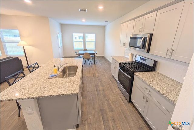 1696 James Street, New Braunfels, TX 78130