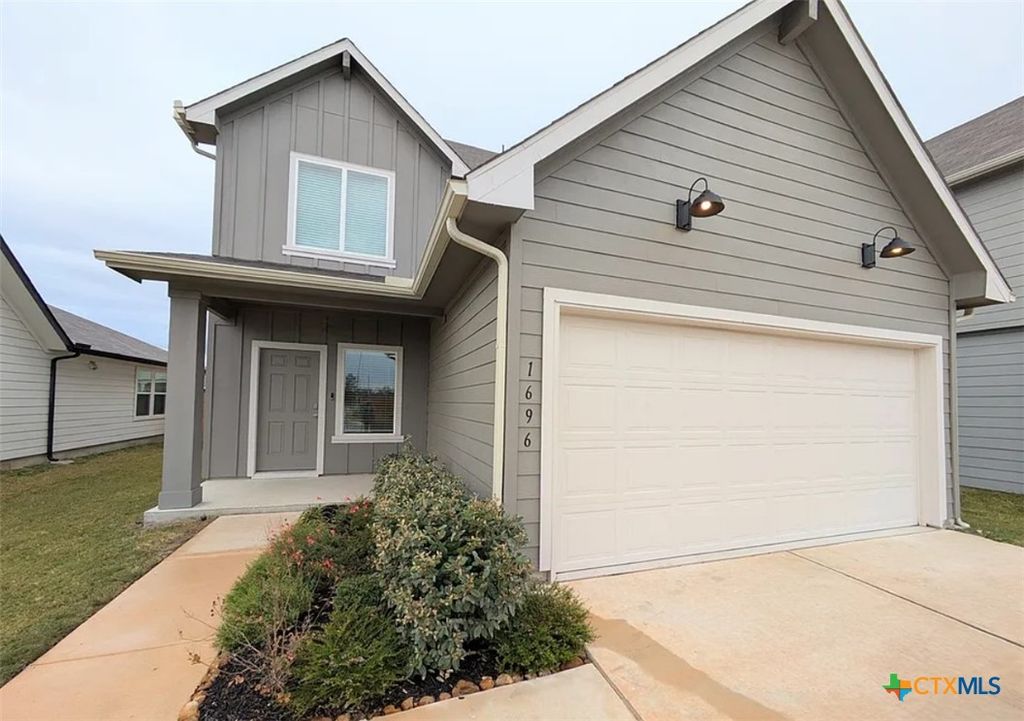 1696 James Street, New Braunfels, TX 78130