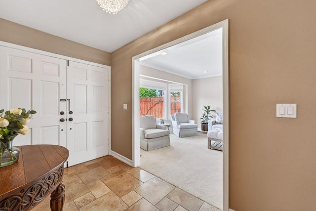 6050 Castello Drive, San Jose, CA 95120