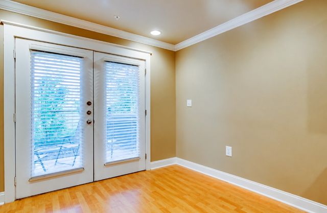 1725 Harvey Mitchell Parkway S 213, College Station, TX 77840