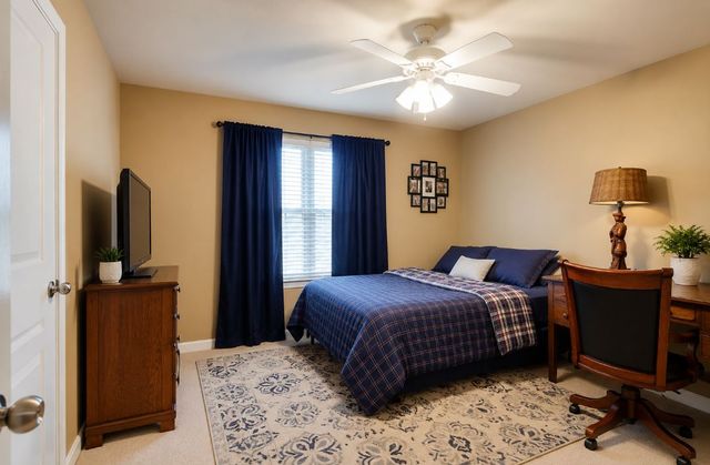 1725 Harvey Mitchell Parkway S 213, College Station, TX 77840