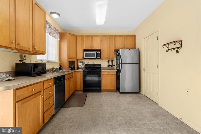 5 PEACEDALE CT, Oxford, PA 19363