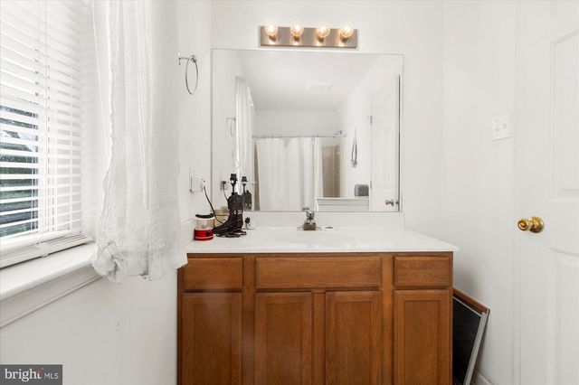 5 PEACEDALE CT, Oxford, PA 19363