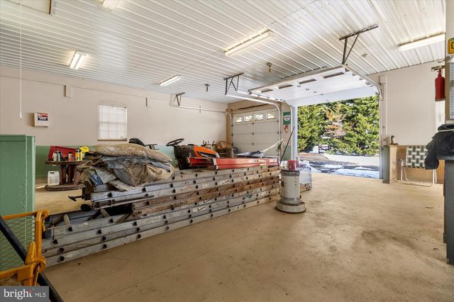 5 PEACEDALE CT, Oxford, PA 19363