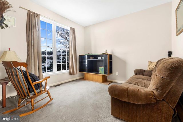 5 PEACEDALE CT, Oxford, PA 19363