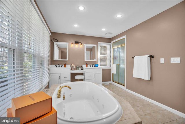 128 BORTONS RD, Marlton, NJ 08053