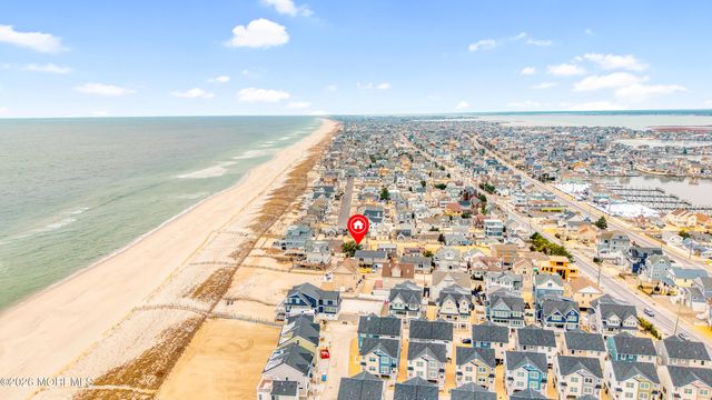 105 E Kupper Drive, Mantoloking, NJ 08738