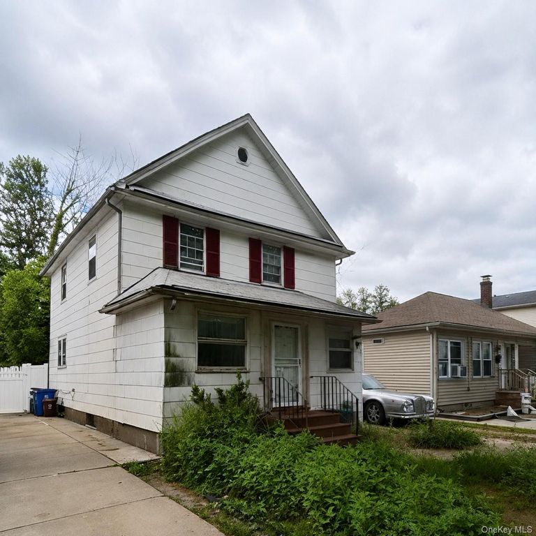 9322 215th Street, Queens Village, NY 11428
