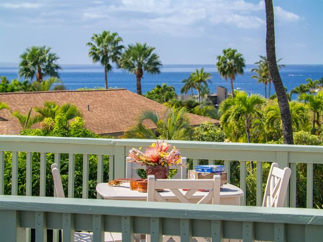 2858 Puu Hoolai St, Kihei, HI 96753