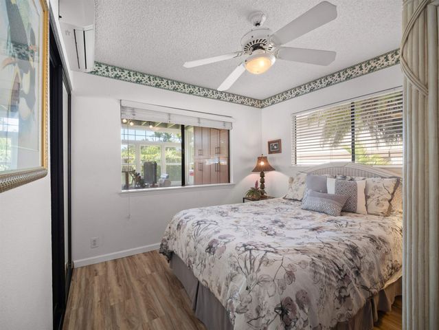 2858 Puu Hoolai St, Kihei, HI 96753