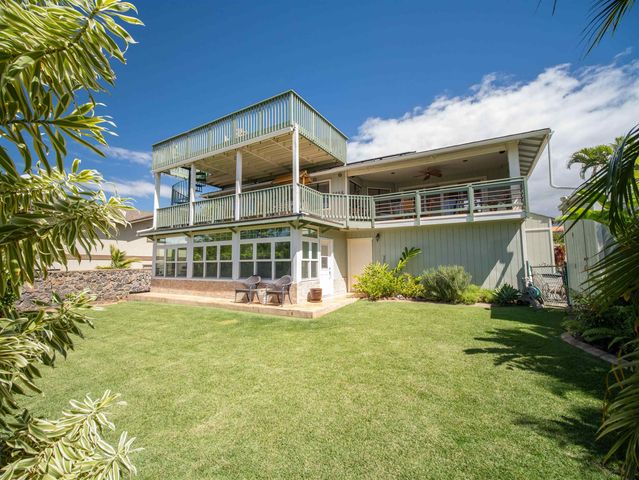 2858 Puu Hoolai St, Kihei, HI 96753