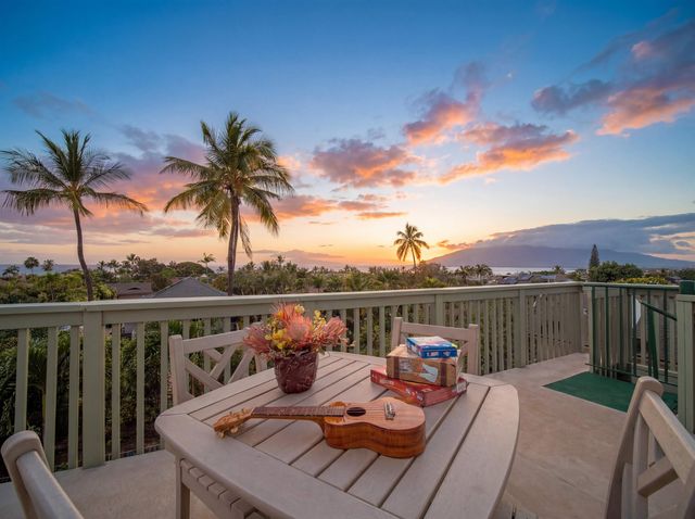 2858 Puu Hoolai St, Kihei, HI 96753