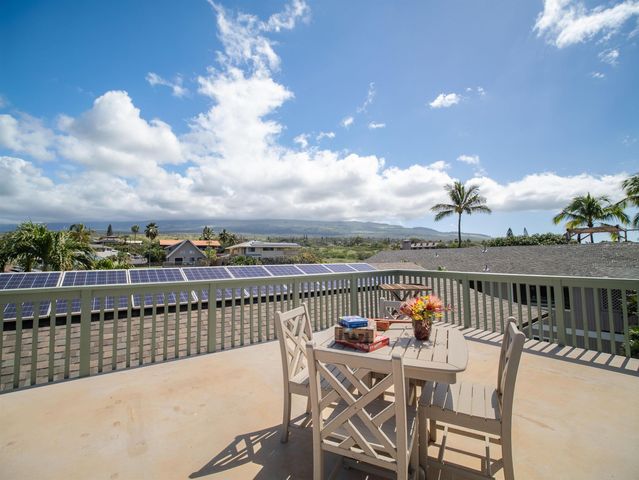 2858 Puu Hoolai St, Kihei, HI 96753