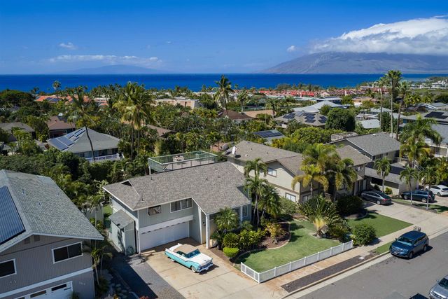 2858 Puu Hoolai St, Kihei, HI 96753